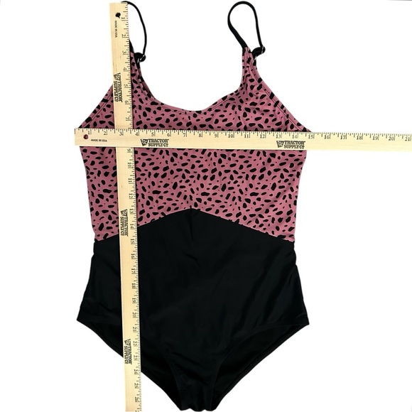 Coral Reef One Piece Swimsuit Leopard Print Pink Mauve Black Colorblock Small - Picture 4 of 6
